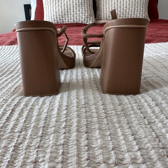 👡 Dolce Vita Strappy Platform Block Heels – Tan / Nude (Size 8.5M) - Picture 3 of 6